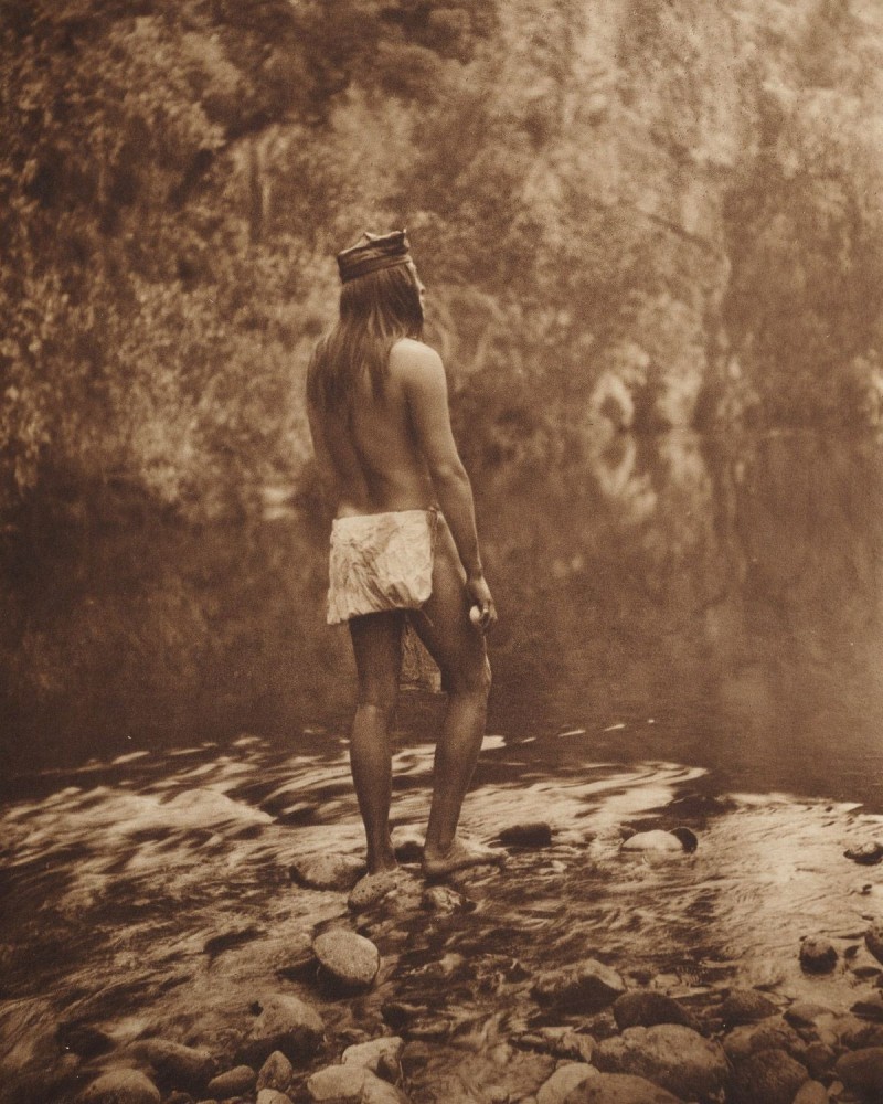 c. 1910, An Apache man.