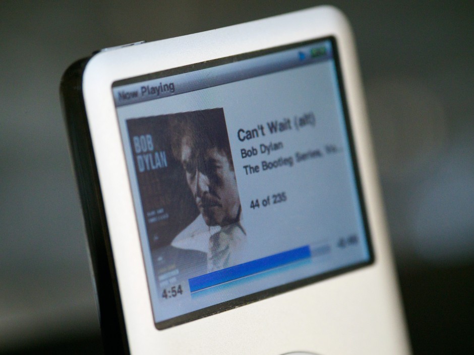 Bob Dylan playing 