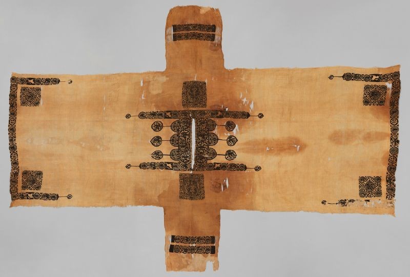 Tunic with Dionysian motifs, Egypt, early 6th century CE